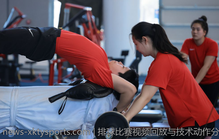 排球比赛视频回放与技术动作分析
